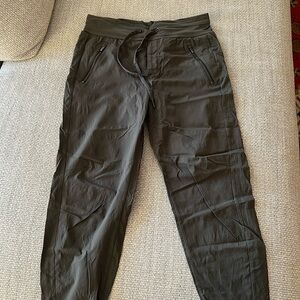 Athleta Trekkie Pants